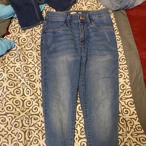 Old Navy Women's Skinny Jeans in Blue